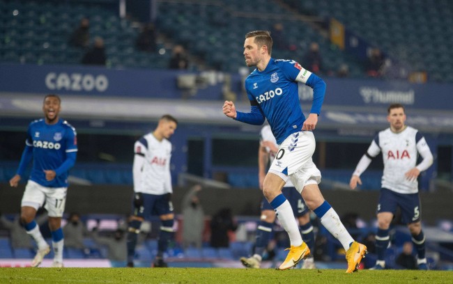 部之间的一 部之间的一