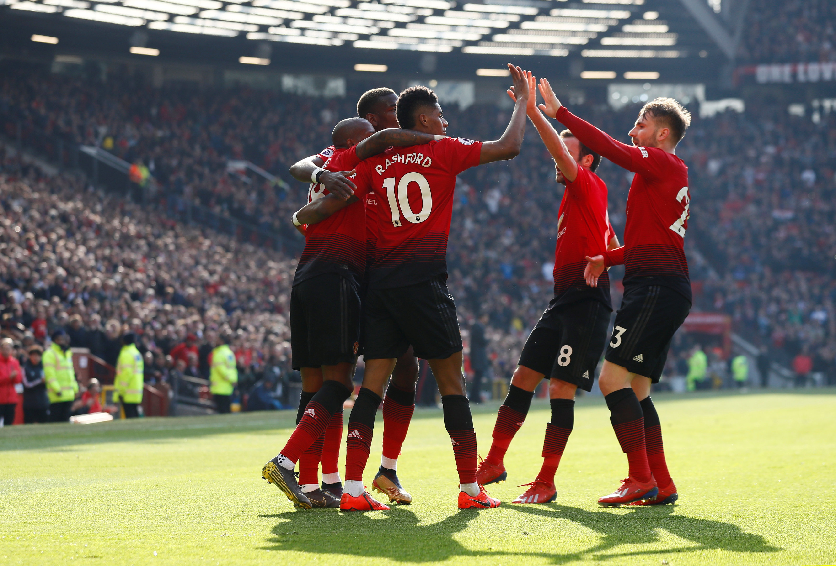 在足球比赛 在足球比赛